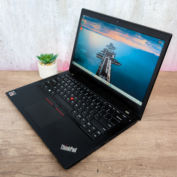 Notebook LENOVO 5 5th 5650u | 16GB | AMD | USADO - Imagen 3