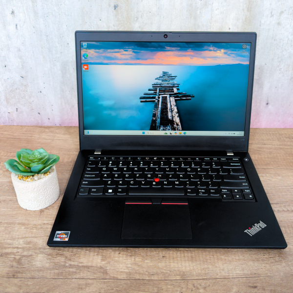 Notebook LENOVO 5 5th 5650u | 16GB | AMD | USADO - Imagen 4
