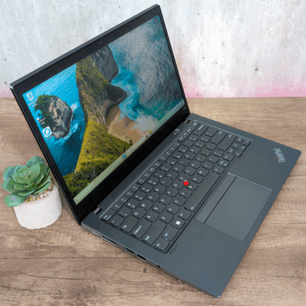 Notebook LENOVO Ryzen 5 5th 5650 Pro | 8GB | USADO