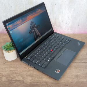 Notebook LENOVO Ryzen 5 5th 5650u | 8GB | USADO
