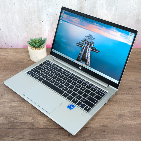 Notebook HP Core i7 11th 1165G7 | 16GB | USADO - Imagen 2
