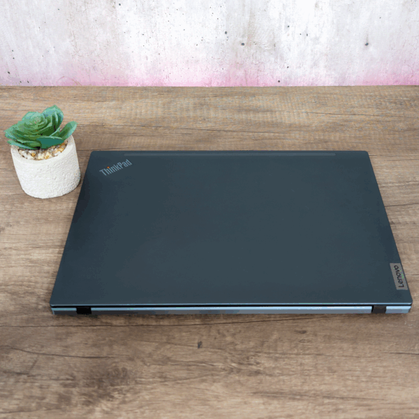 Notebook LENOVO Ryzen 5 5th 5650 Pro | 8GB | USADO - Imagen 4
